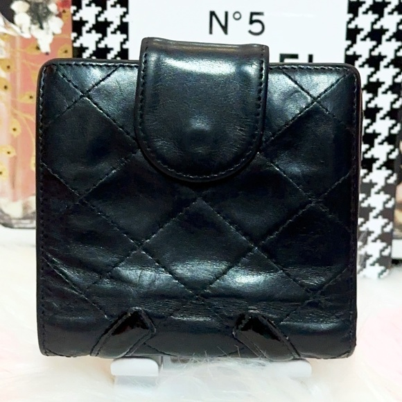 CHANEL Wallet Quilted Leather Purse Cambon CC Compact Black - Picture 13 of 14
